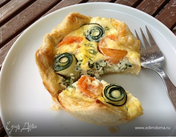 Маленькие тарты с лососем и цукини розами Маленькие тарты с лососем и цукини розами