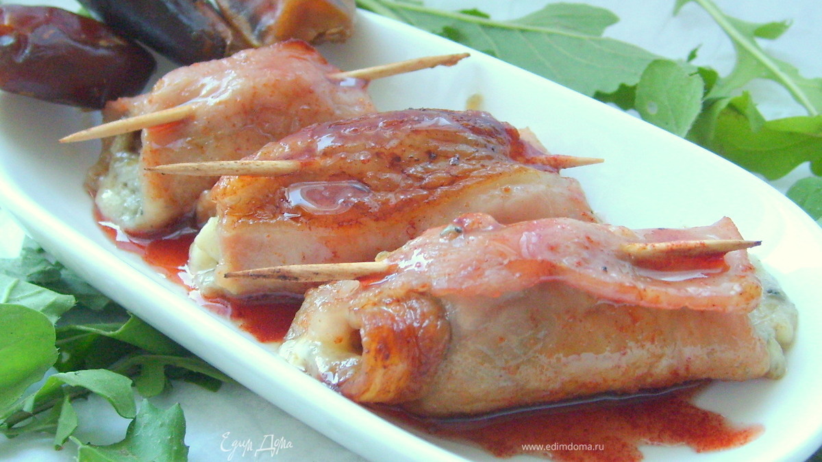 Свиные рулетики с фаршированными финиками