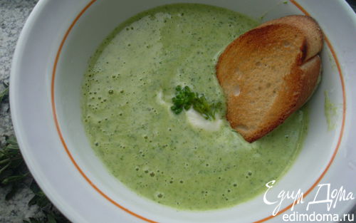 Рецепт Суп-пюре из брокколи с сырным сливочным соусом