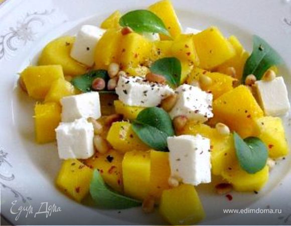 Салат с манго и фетой