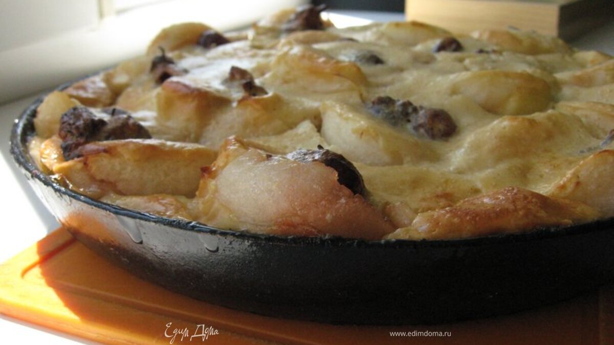 Пирог из яблок со сметаной