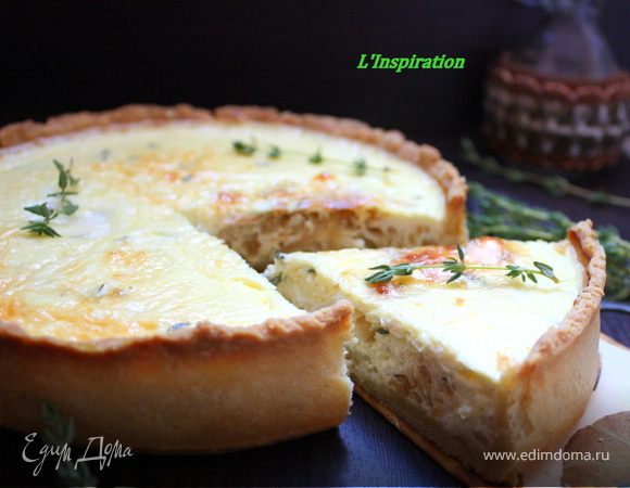 Луковый тарт с грюйером и тимьяном Луковый тарт с грюйером и тимьяном