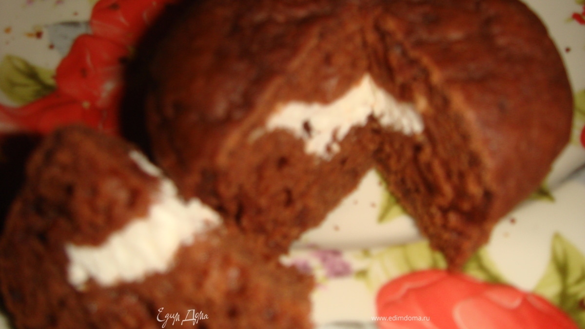 Шоколадные кексы с творожной начинкой