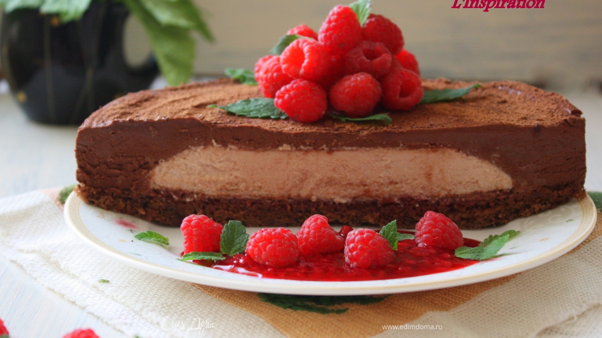 Шоколадный торт-мусс "Сюрприз"