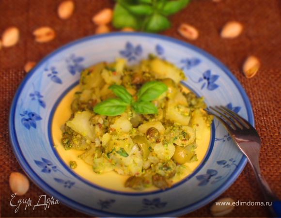 КАРТОФЕЛЬ С ОЛИВКАМИ , ФИСТАШКАМИ И БАЗИЛИКОМ КАРТОФЕЛЬ С ОЛИВКАМИ , ФИСТАШКАМИ И БАЗИЛИКОМ