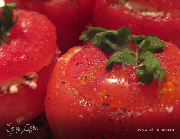 Помидоры, фаршированные рикоттой с прованскими травами