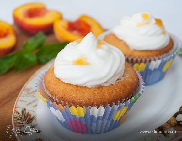 Персиковые капкейки
