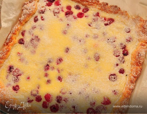 Малиновый пирог со сметанной заливкой