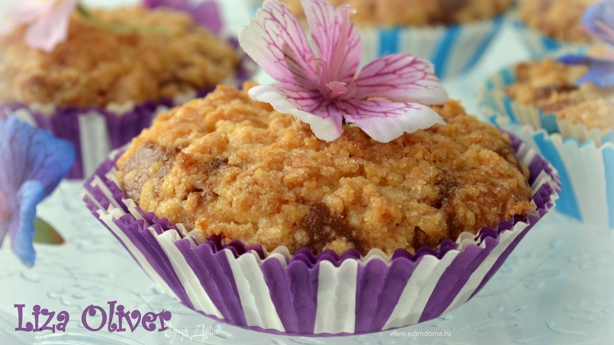 Карамельные кексы со штрейзелем ("Школьная ссобойка")