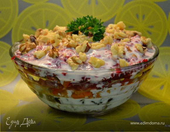 Салат слоеный с черносливом