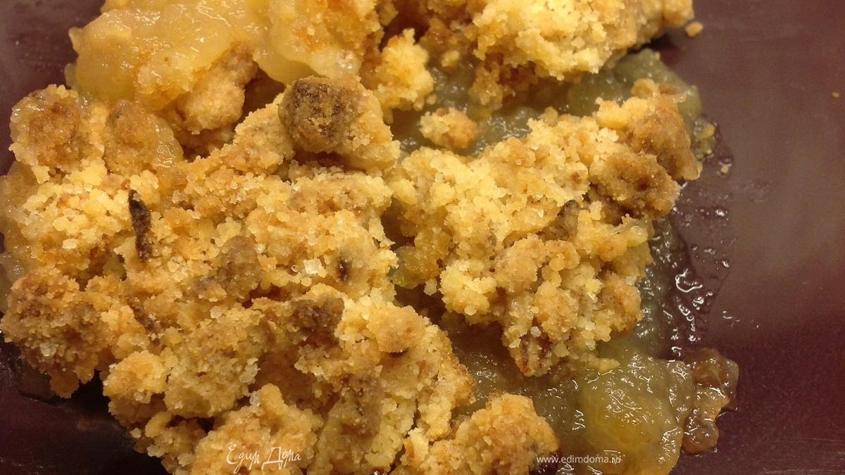 Яблочный крамбл