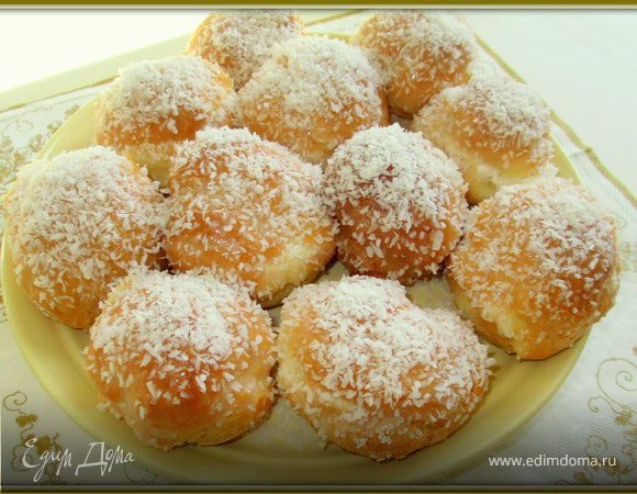 Пирожные "Шу" с кокосово-ромовым кремом