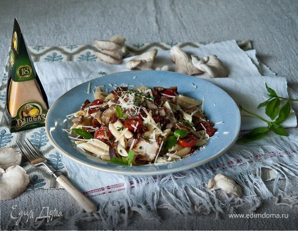 Паста с белыми грибами и сыром