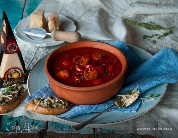 Томатный суп с сыром Джюгас Томатный суп с сыром Джюгас
