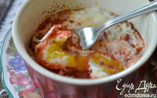 Рецепт Запеченные яйца в остром томатном соусе
