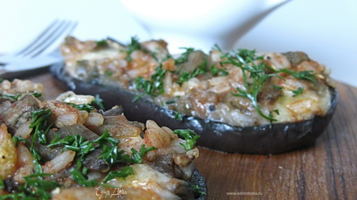 Сочные фаршированные баклажаны