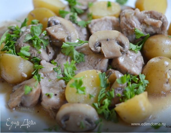 Ужин с картофелем и свининой
