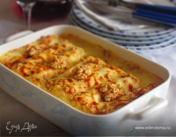 Каннелони с козьим сыром и орехами под соусом Бешамель Каннелони с козьим сыром и орехами под соусом Бешамель