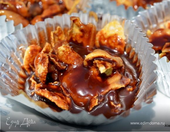 Сладкий десерт с шоколадом и беконом Сладкий десерт с шоколадом и беконом