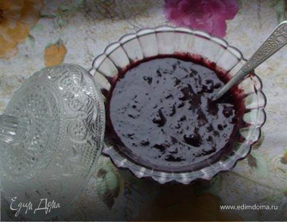 Шоколадное сливовое варенье с орехами Шоколадное сливовое варенье с орехами