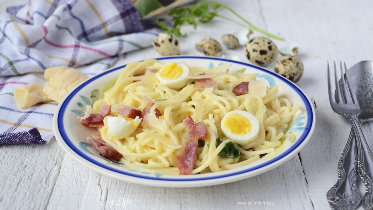 Паста с перепелиными яйцами и сыром Джюгас