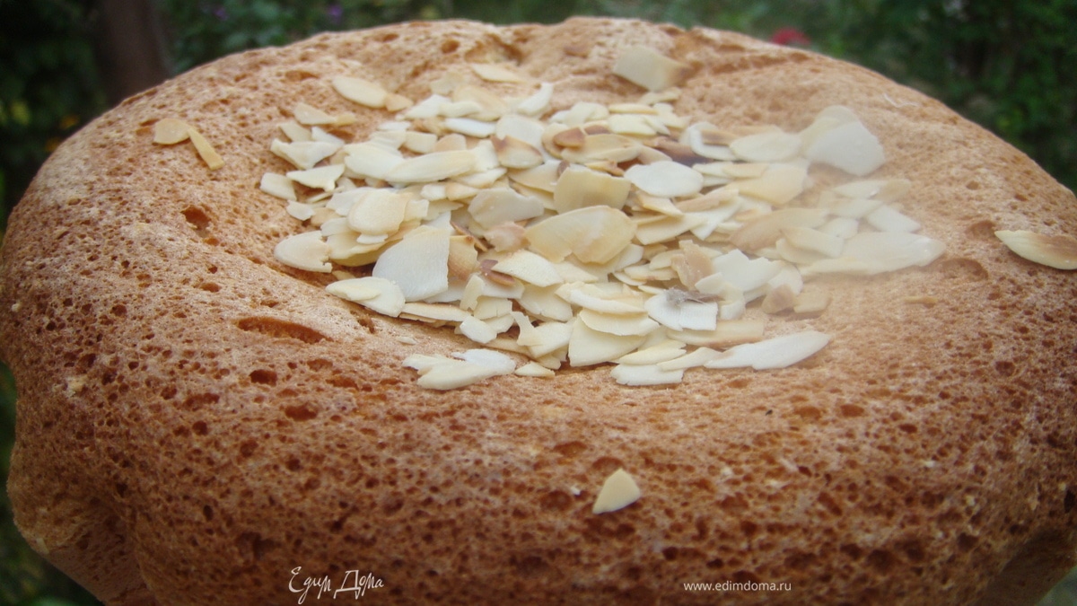 Миндальный кекс