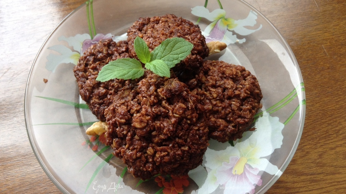 Овсяное шоколадно-ореховое печенье