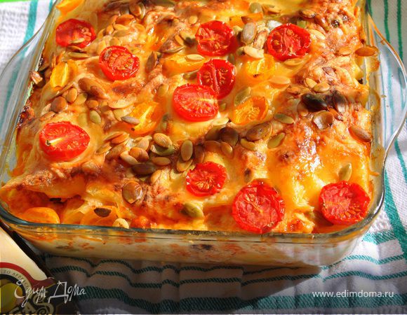 Лазанья с кабачками и помидорами с сыром Джюгас