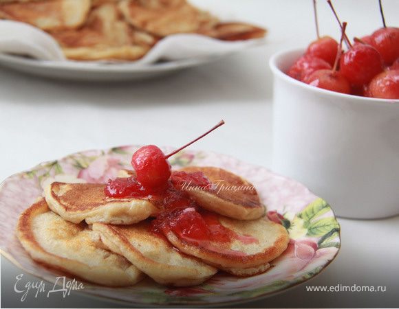 Амарантовые оладьи с райским вареньем