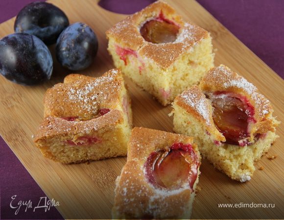 Сливовый пирог с яичным ликером Сливовый пирог с яичным ликером