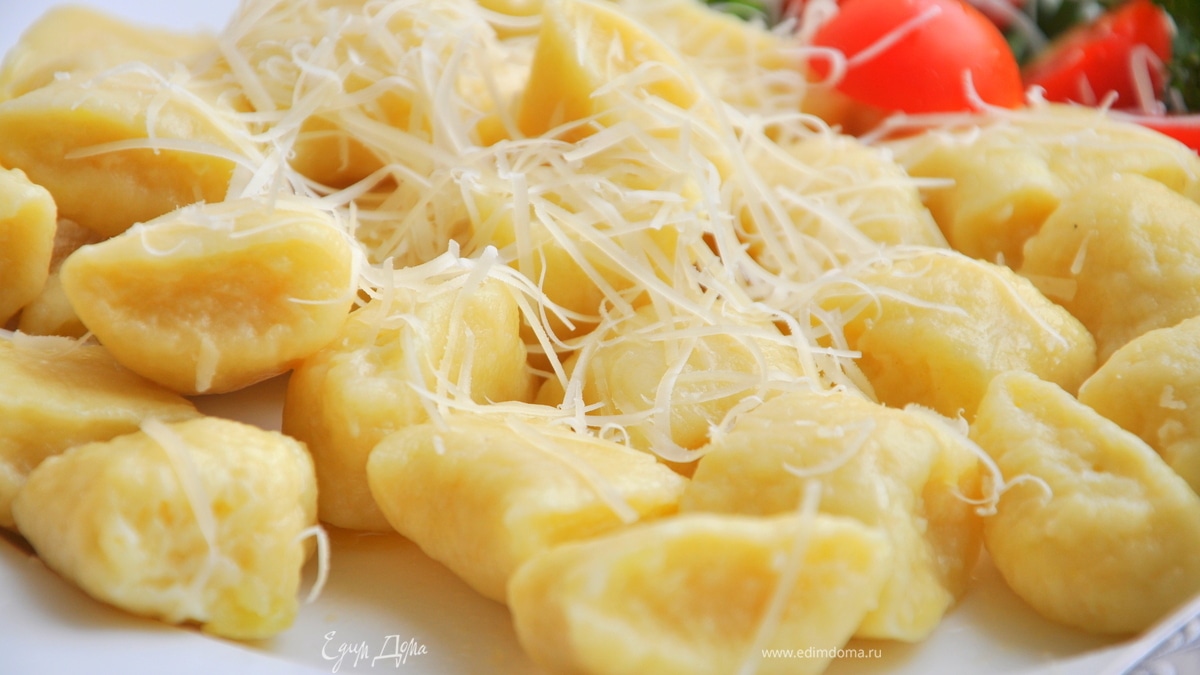 Картофельные ньокки с сыром Джюгас