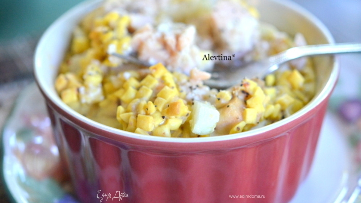 Семга в горшочках