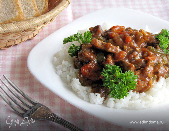 Мясо в овощном соусе