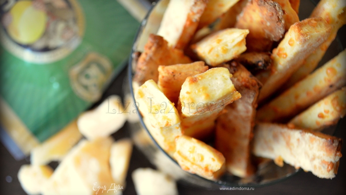 Хрустящие палочки с чесноком и сыром Джюгас