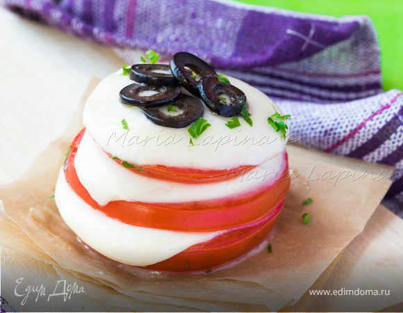 Теплый салат "Капрезе"