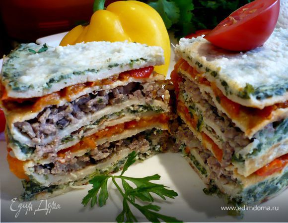 Торт из блинчиков с мясом и овощами «Дай, Джим, на счастье лапу мне»