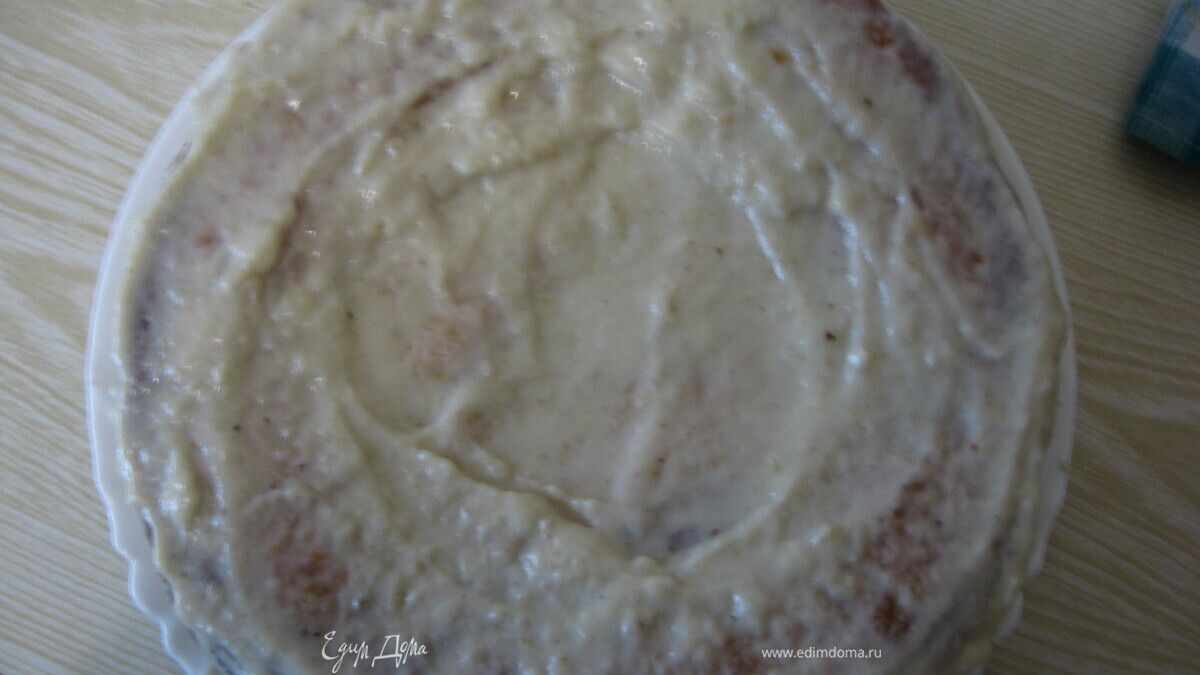 Классический медовик с бананово-заварным кремом в мультиварке