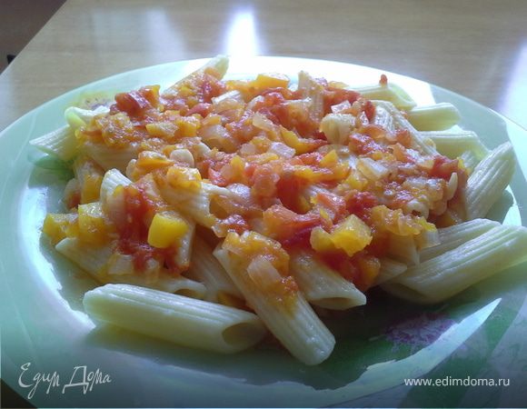 Пенне с томатно-тыквенным соусом