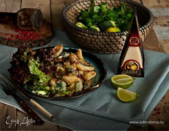 Сибас в темпуре с брокколи, спаржей и сыром