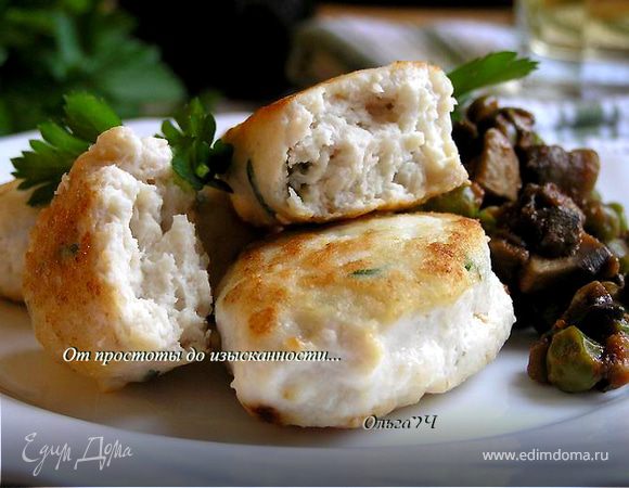 Морбиделле из курицы с шампиньонами и горошком от Валентино Бонтемпи Морбиделле из курицы с шампиньонами и горошком от Валентино Бонтемпи