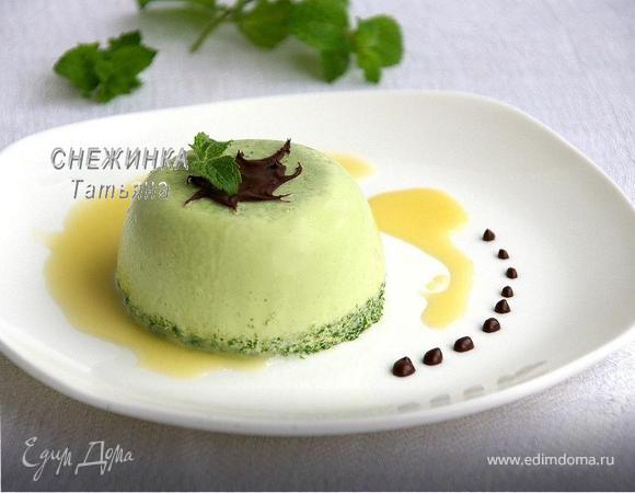 Панна котта с руколой и соусом из белого шоколада 