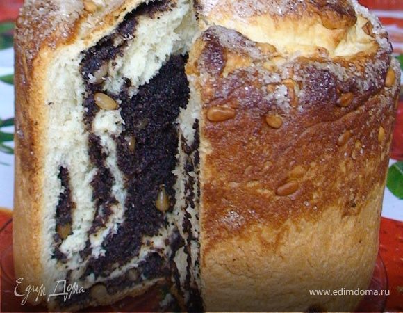 Панеттоне с маком, амаретто и кедровыми орешками Панеттоне с маком, амаретто и кедровыми орешками