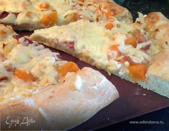 Осенняя Пицца с тыквой и беконом Осенняя Пицца с тыквой и беконом