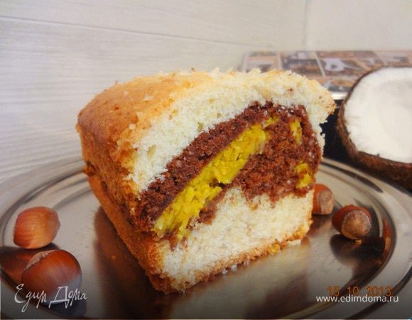 Орехово-шоколадный кекс с тыквенно-кокосовой прослойкой Орехово-шоколадный кекс с тыквенно-кокосовой прослойкой
