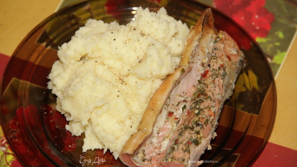 Картофельное пюре с пастернаком и сметаной