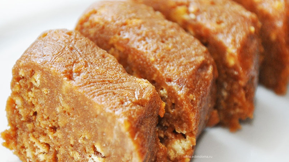 Сладкая колбаска с вареной сгущенкой