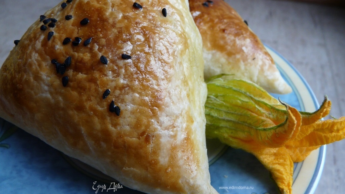 Слоеная самса с тыквой