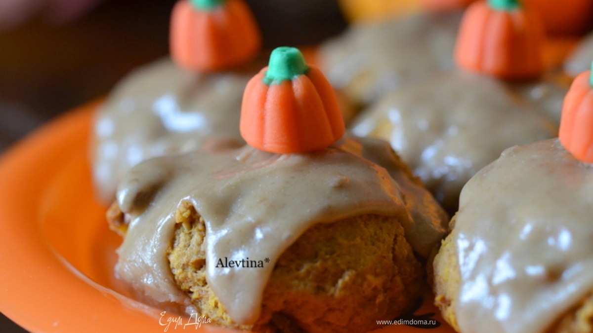 Тыквенные печенья в карамельной глазури