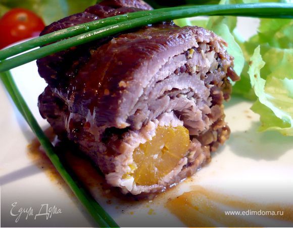 Мясные рулеты с морковной серединкой и инжиром «Бургундия, Нормандия, Шампань или Прованс...»