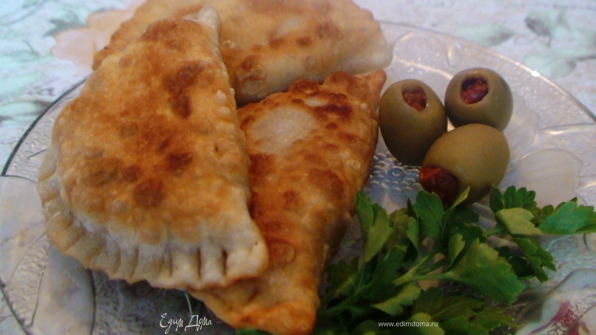 Постные жареные пирожки с тыквой и каперсами